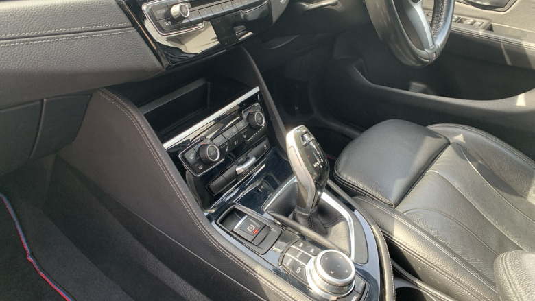 BMW 2 Series 220i M Sport 5dr DCT Petrol Hatchback